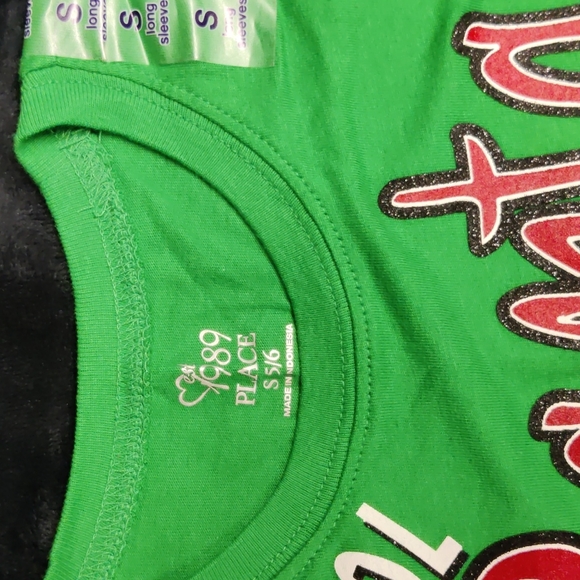 The Children's Place Santa Shirt - Picture 3 of 3